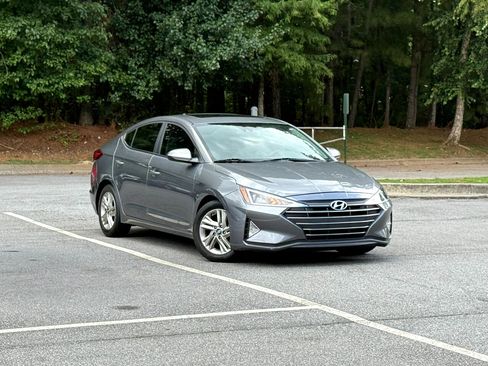 Used 2019 Hyundai Elantra Value Edition image 3