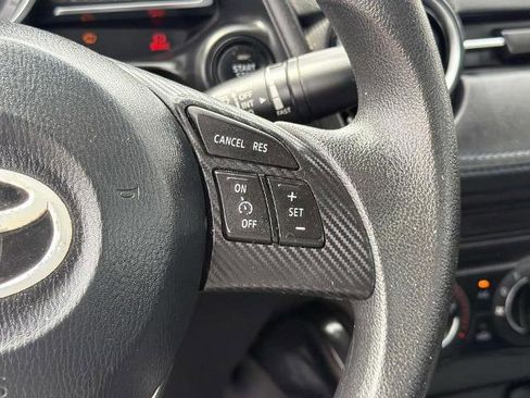 Used 2017 Toyota Yaris iA FWD image 11