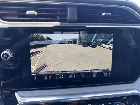 New 2025 GMC Sierra 2500 Denali w/ Denali Reserve Package image 19