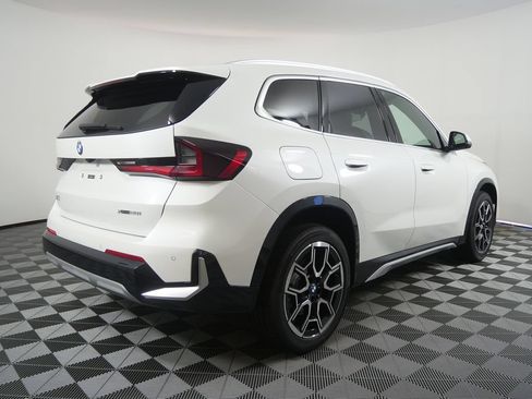 New 2026 BMW X1 xDrive28i AWD/4WD image 3
