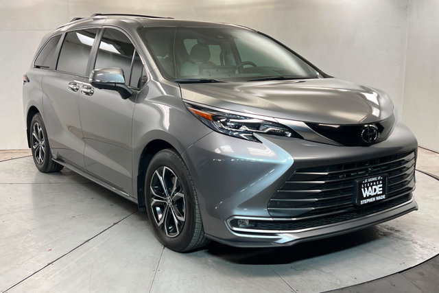 Used 2026 Toyota Sienna Platinum AWD/4WD image 7