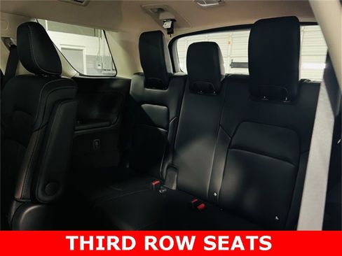 New 2026 Nissan Pathfinder Platinum image 11