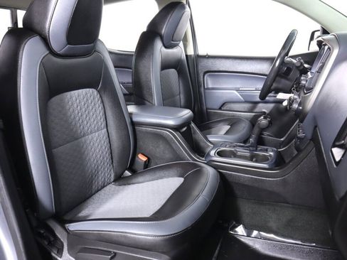 Used 2018 Chevrolet Colorado Z71 AWD/4WD image 41