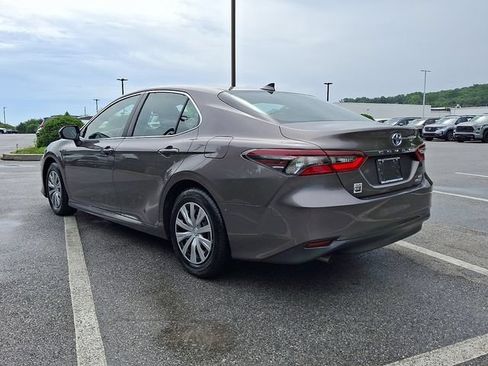 Certified 2022 Toyota Camry LE FWD image 4