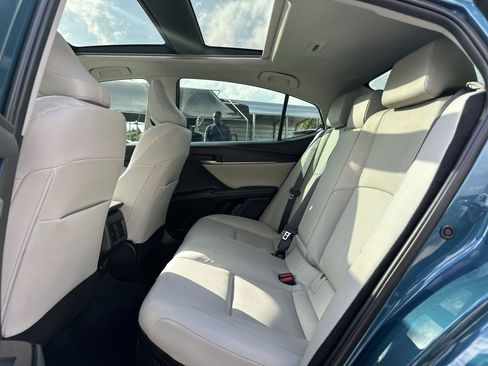 Used 2025 Toyota Camry XLE w/ Premium Plus Package image 25