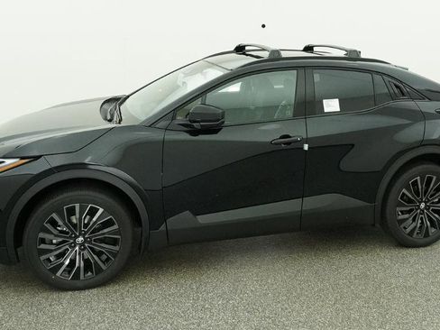 New 2026 Toyota C-HR AWD/4WD image 5