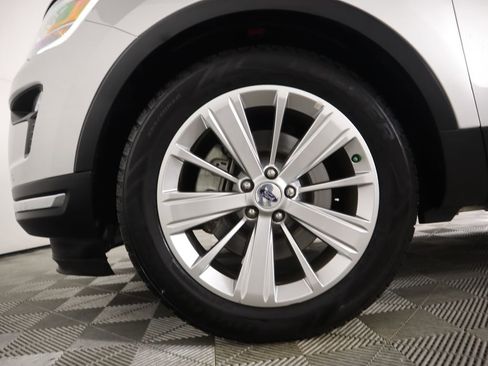 Used 2019 Ford Explorer Limited w/ Class III Trailer Tow Package image 31