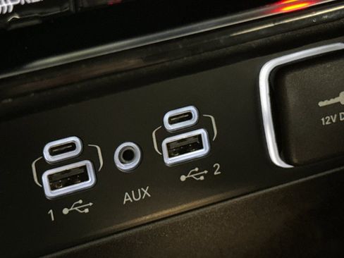 Used 2023 Jeep Grand Cherokee L Limited image 37