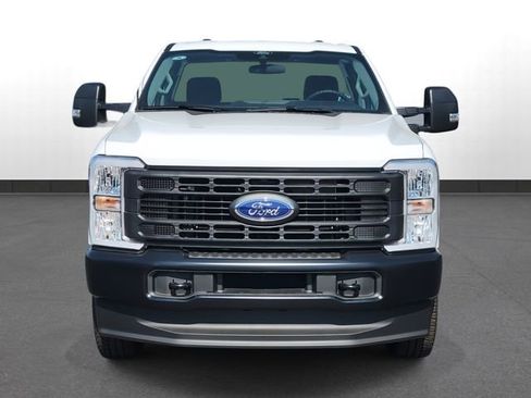New 2026 Ford F250 XL image 2
