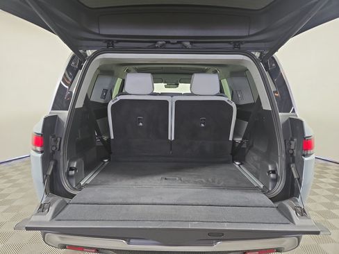 Used 2024 Rivian R1S Adventure AWD/4WD image 15