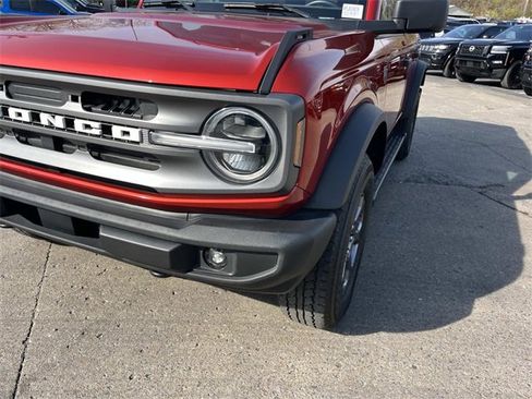 Used 2023 Ford Bronco Big Bend image 9