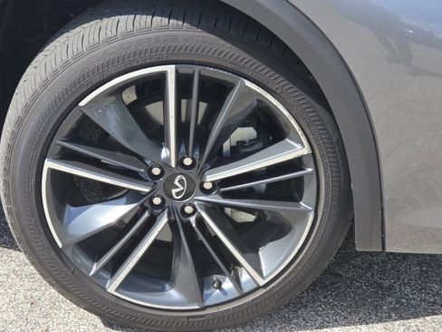 Certified 2025 INFINITI QX55 Luxe AWD/4WD image 22