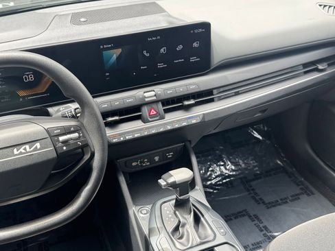 Used 2025 Kia K4 LXS FWD image 20
