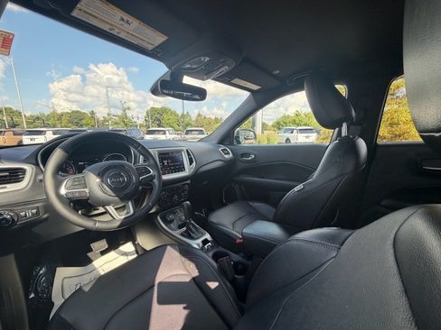 Used 2021 Jeep Compass Latitude AWD/4WD image 8
