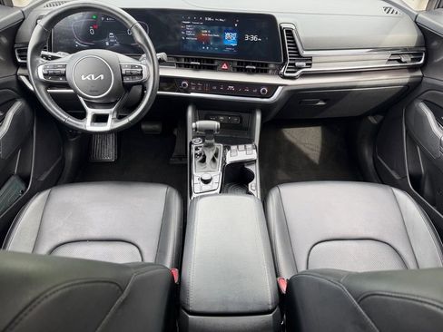 Used 2025 Kia Sportage EX w/ Premium Package FWD image 15
