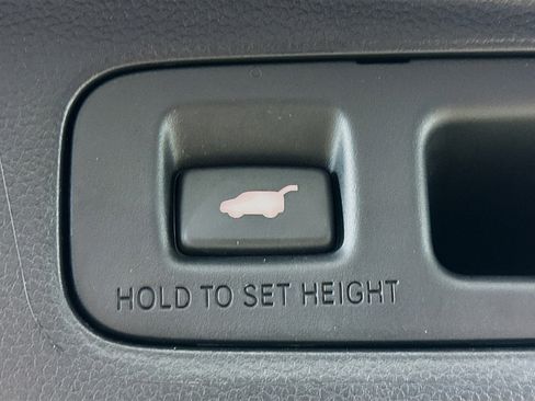 Used 2025 Honda CR-V EX-L image 29