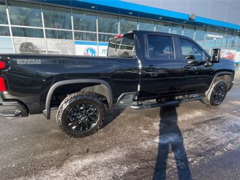 Used 2025 Chevrolet Silverado 2500 LT w/ Trail Boss Package image 8