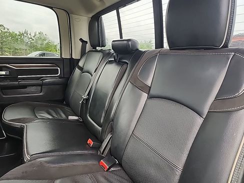 Used 2024 RAM 2500 Laramie AWD/4WD image 5