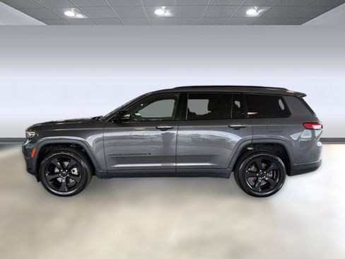 Used 2021 Jeep Grand Cherokee L Laredo AWD/4WD image 2