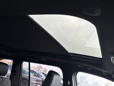 New 2026 Jeep Grand Cherokee Limited w/ Limited Altitude Package image 31