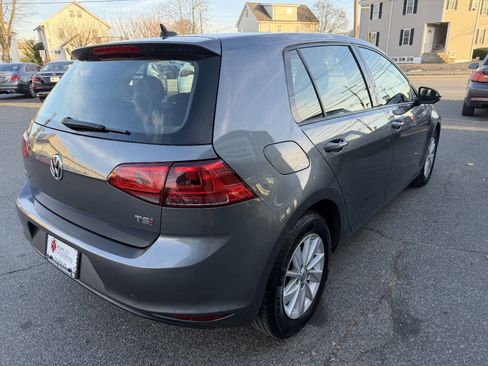 Used 2017 Volkswagen Golf S image 8
