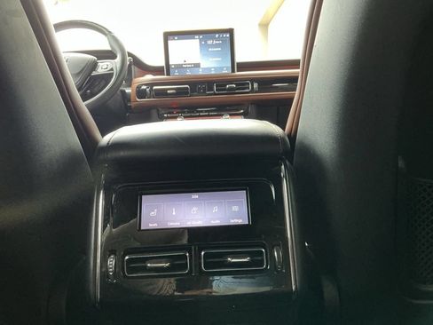 Used 2023 Lincoln Aviator Reserve w/ Equipment Group 201A AWD/4WD image 15