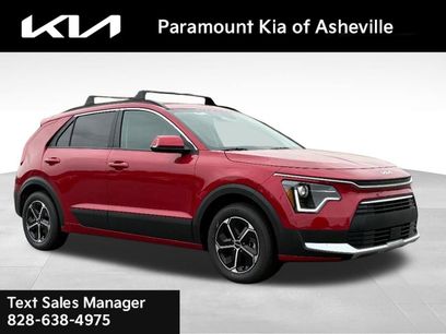 New 2025 Kia Niro EX