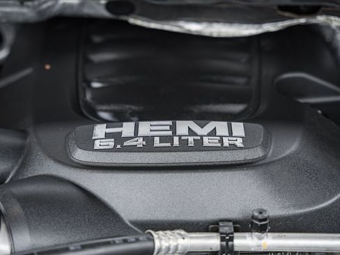 Used 2016 RAM 2500 Big Horn w/ Black Appearance Group image 29