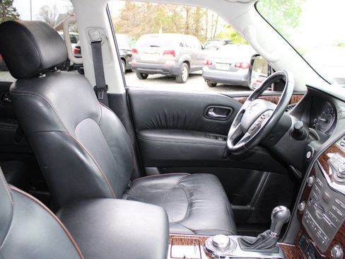 Used 2019 Nissan Armada SL w/ Premium Package AWD/4WD image 11