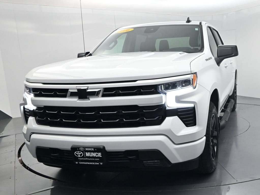 Used 2026 Chevrolet Silverado 1500 RST w/ RST Select Package RWD image 3