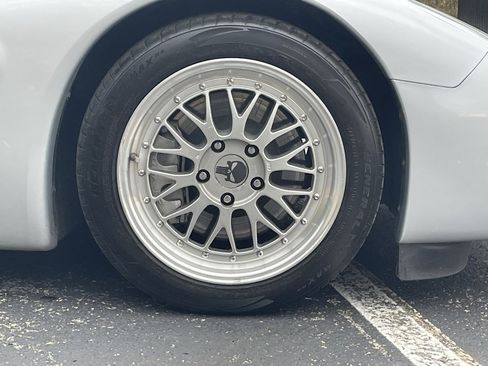 Used 1999 Chevrolet Corvette Coupe image 10