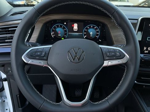 New 2026 Volkswagen Atlas SE image 15