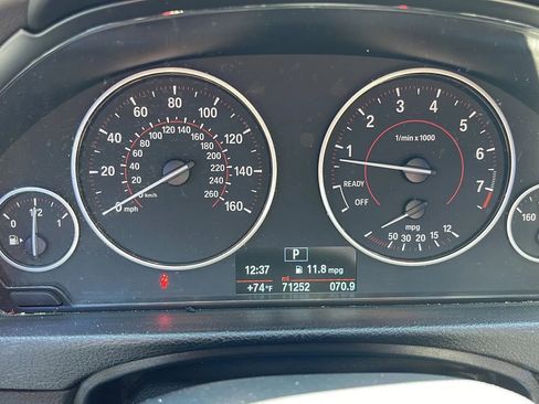 Used 2018 BMW 330i xDrive Sedan AWD/4WD image 9