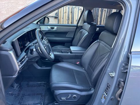 Used 2025 Hyundai Santa Fe SEL image 39