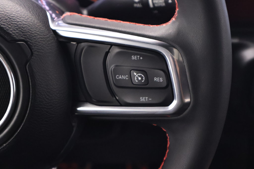 Used 2023 Jeep Gladiator Rubicon w/ LED Lighting Group AWD/4WD image 24