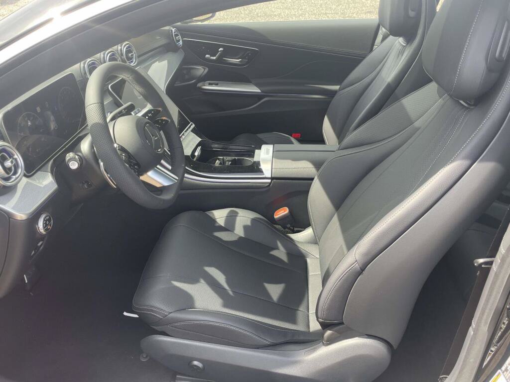 New 2027 Mercedes-Benz CLE 450 4MATIC Coupe image 14