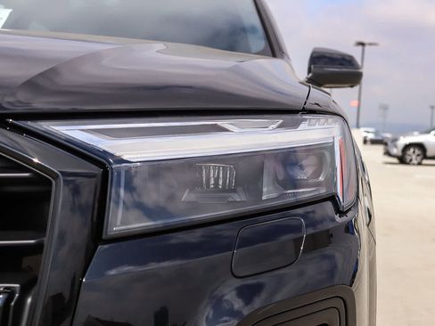 New 2026 Audi Q7 3.0T Premium image 7