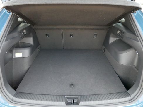Certified 2025 Volkswagen Tiguan SEL R-Line AWD/4WD image 18