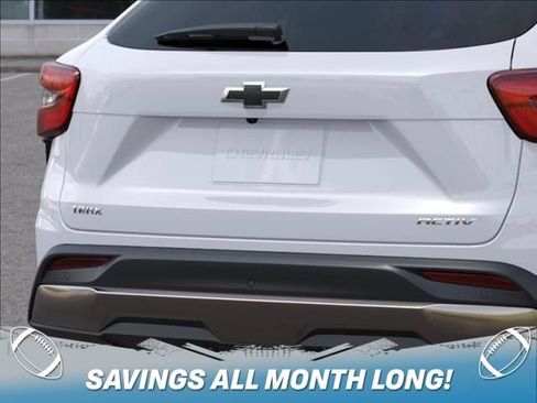 New 2026 Chevrolet Trax ACTIV w/ Sunroof Package FWD image 14