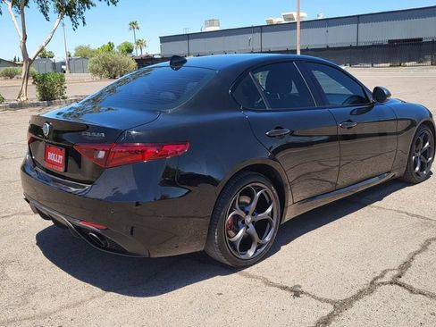 Used 2019 Alfa Romeo Giulia AWD w/ Quick Order Package 22J Sport image 11