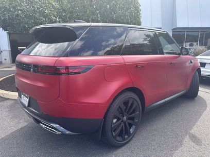 Used 2025 Land Rover Range Rover Sport SE