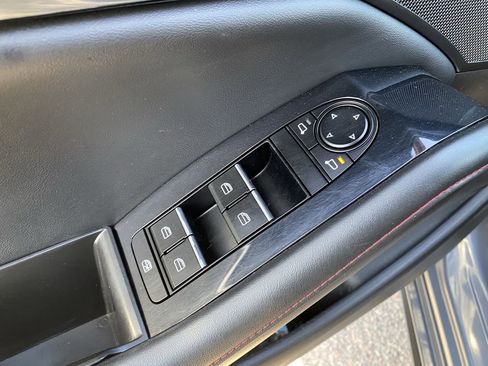 Used 2024 MAZDA MAZDA3 s image 23