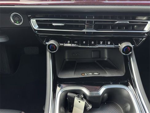 New 2026 Chevrolet Traverse Z71 image 17