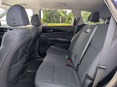 Used 2020 Kia Sorento LX w/ LX I4 Convenience Package AWD/4WD image 13