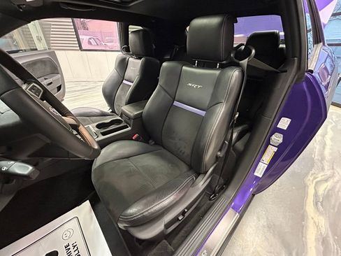 Used 2010 Dodge Challenger SRT8 w/ SRT Option Group II image 8