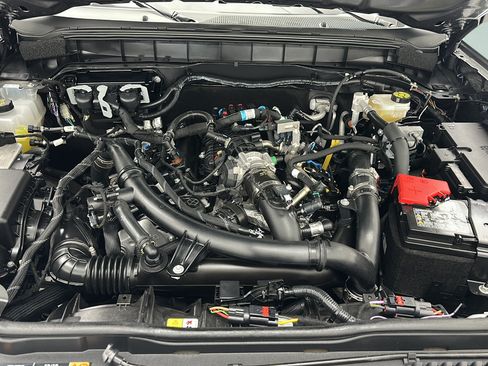 Used 2025 Ford Bronco Badlands AWD/4WD image 23
