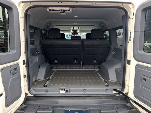 Used 2024 INEOS Grenadier Trialmaster Edition image 28