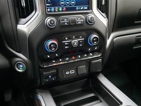 Used 2021 Chevrolet Silverado 1500 LT Trail Boss w/ Convenience Package II image 23