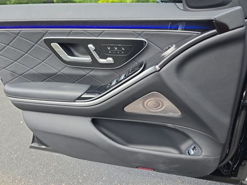 Certified 2025 Mercedes-Benz S 580e 4MATIC Sedan image 26