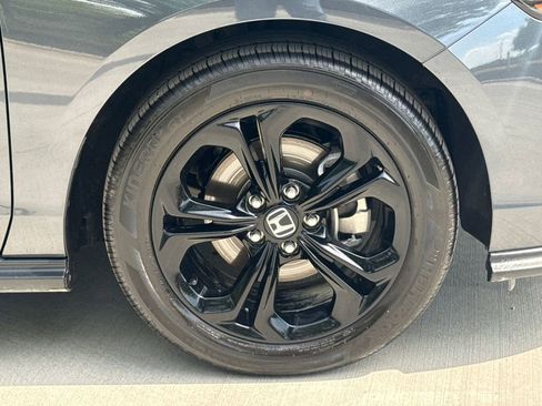 Used 2025 Honda Accord SE image 11